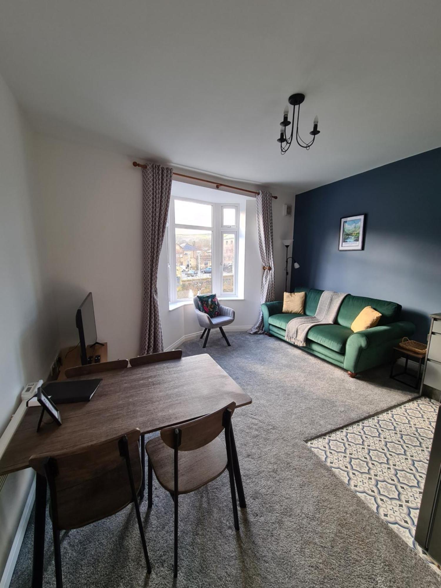Modern River View Mytholmroyd Apartment Exterior photo